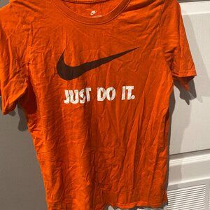 boys Nike shirt